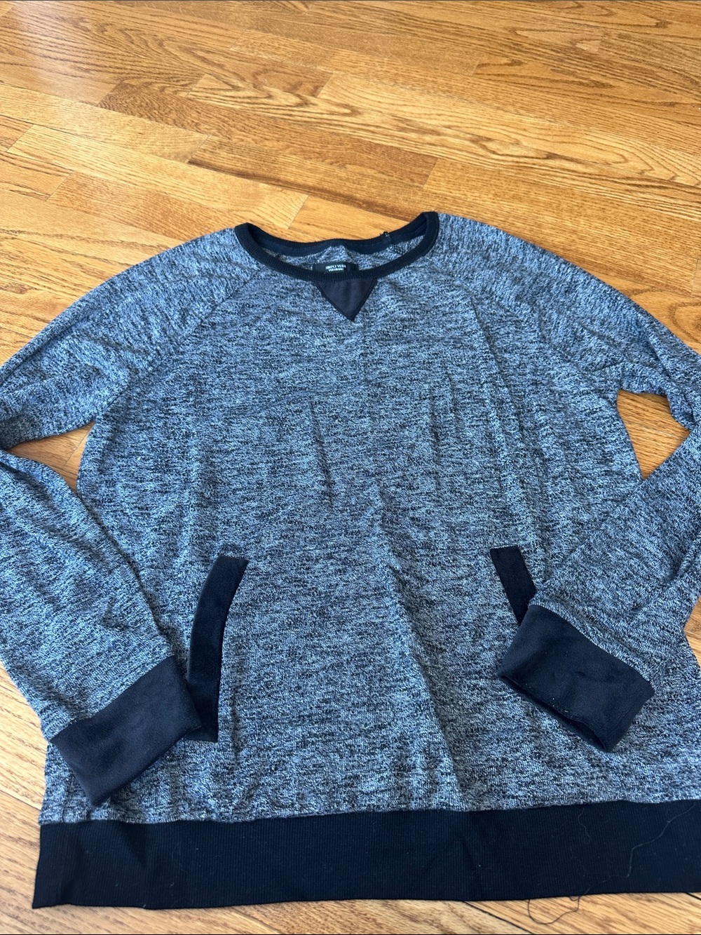 Women’s Gray Heather Crewneck Sweater & Pants